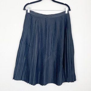 Canvas by‎ Lands End Woman's 8 Black High Waisted Pleated Knee Length Skirt
